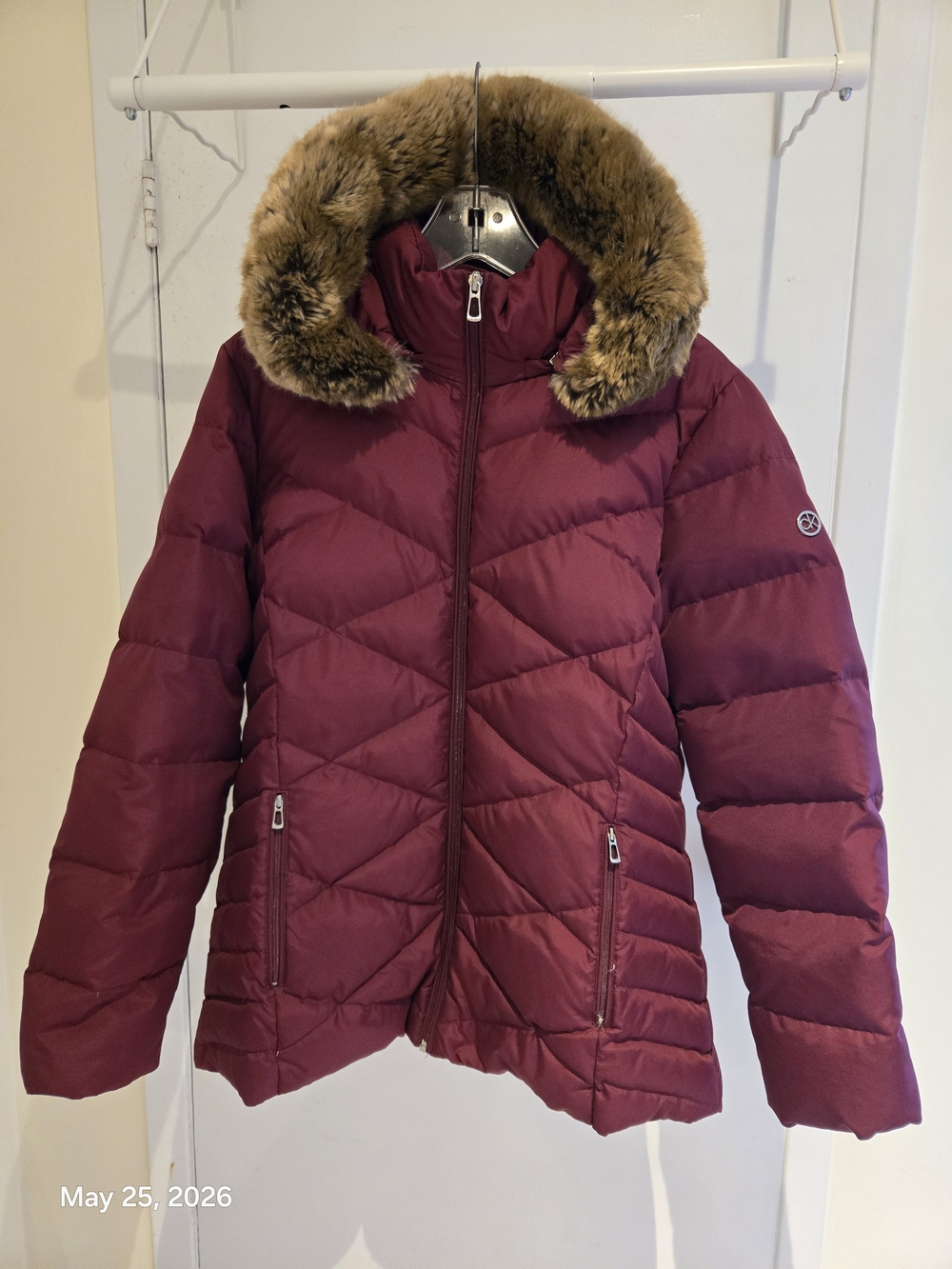 Calvin Klein Burgundy Quilted Puffer Coat with Faux Fur Trim Size L